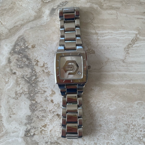 Chaps Elegant Wooden 4 slot Watch Box with Glass Lid & 3 Watches - Picture 8 of 16